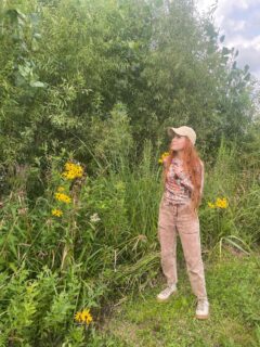Back from elderberry & wild cherry adventures with Anna Geyer in Iowa. Best nature walk ever & I still had time to draft my fruity manuscript!

#fruitharvest #fruitstagram #fruittime